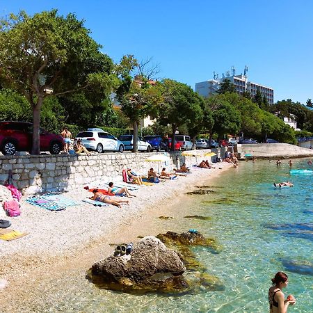 Branko Fabijanic Front Row By The Sea Apartment Selce Exterior photo