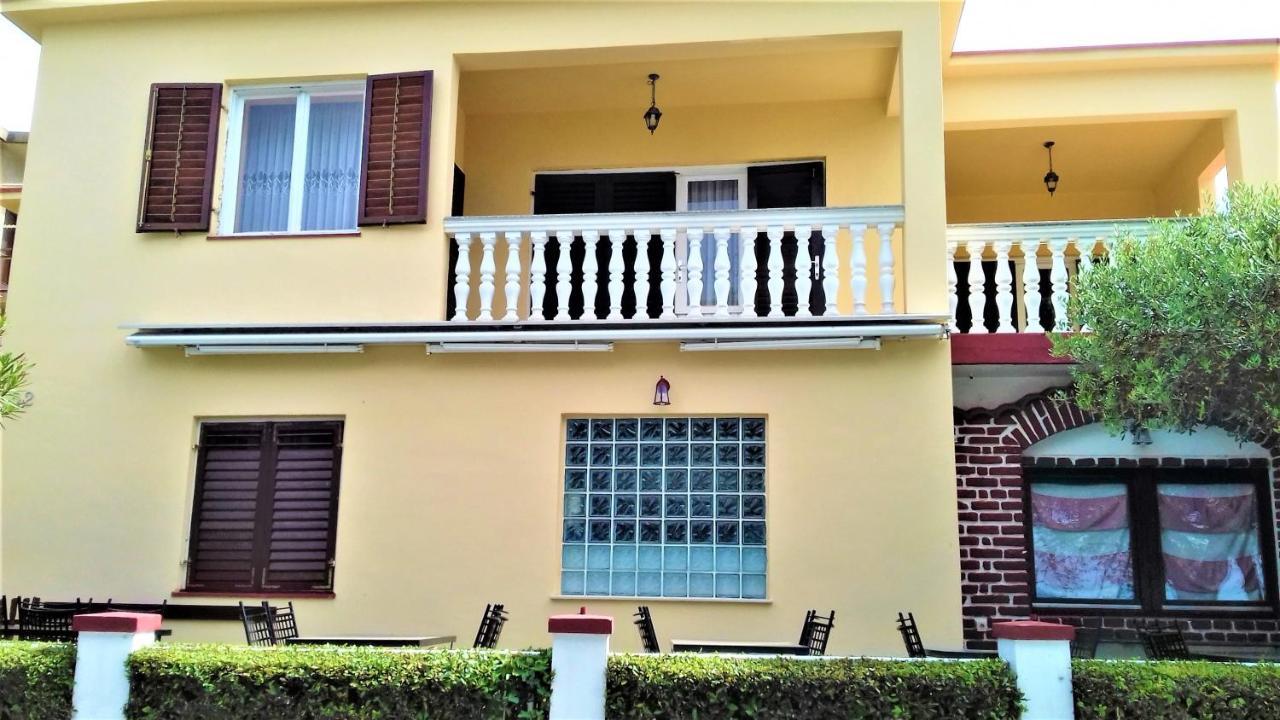 Branko Fabijanic Front Row By The Sea Apartment Selce Exterior photo